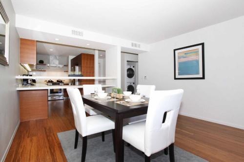 Prime Stays - Suite Elegance by MDR Marina & Venice - Pool, Hot Tub, Gym, Los Angeles (fotografie 9)