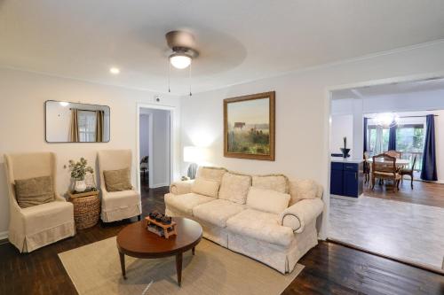 Updated North Greenwood Cottage Less Than 1 Mi to Dtwn!