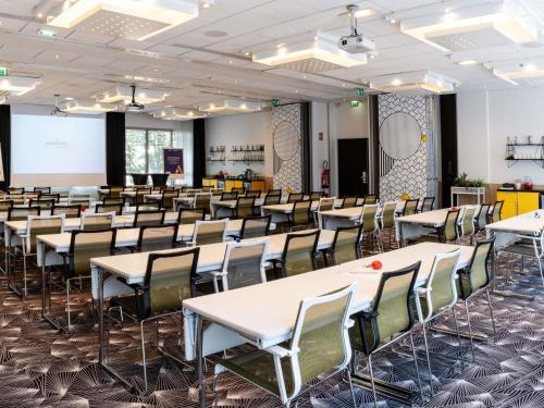 Novotel Paris Centre Gare Montparnasse - image 10
