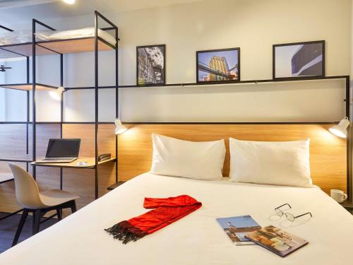 hotel photo