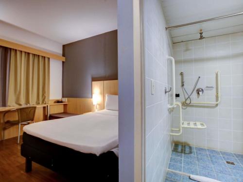1 double bed