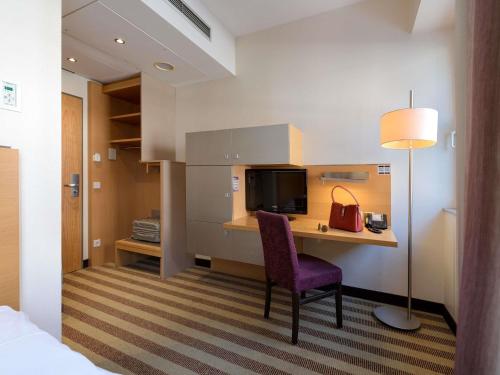 1 twin bed