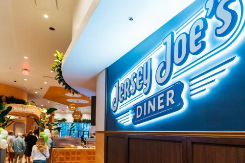 คาซาบลังกา โฮเต็ล แอนด์ กาสิโน (CasaBlanca Hotel and Casino) in เมสควิทเต