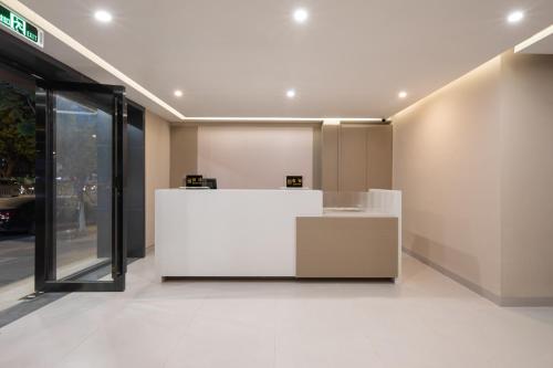 Guangzhou Oulan International Hotel-Near Canton Fair And Canton Tower And Free Night Snack Provided in Guangzhou (Canton)