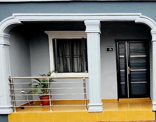 Jdstays in อิโคโรดู