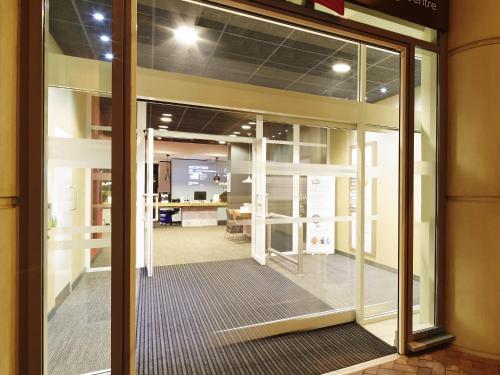 ทัศนียภาพภายนอกโรงแรม, โรงแรมไอบิส เรดดิ้ง (Ibis Reading Hotel) in รีดดิ้ง