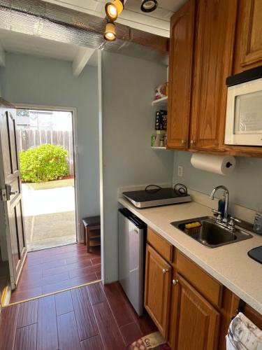 2 Bedroom House OR Private Studio near SF, SFSU and SFO near San Francisco Zoo