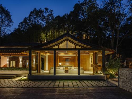 المنظر الخارجي, Qingcheng Mountain Jiuxipo · Mountain Stream Bamboo Forest Private Hot Spring Homestay in Dujiangyan