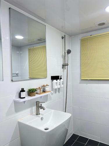 Open Special #Guro Station 5 minutes on foot #Hongdae and Gangnam Subway Direct #Gocheok Dome #7-person family and group accommodation, Seoul (photo 9)