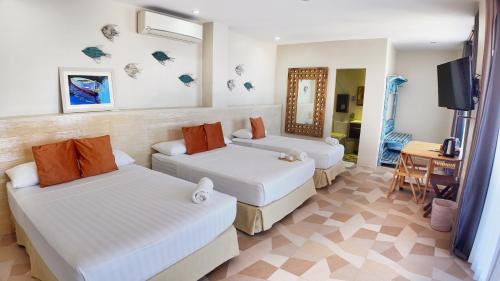 Oslob Whale Shark Resort 4