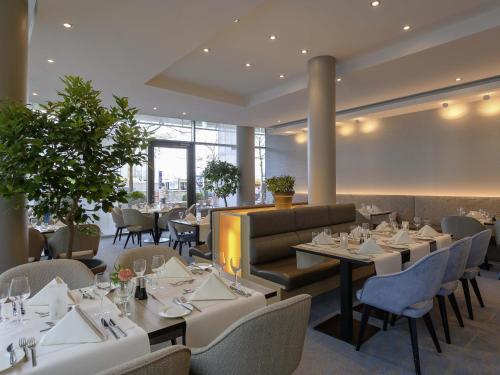 Ресторан, Novotel Muenchen Messe Hotel in Мюнхен