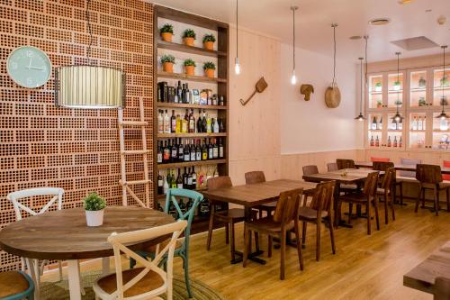 Hostal La Creu in Mora D'Ebre