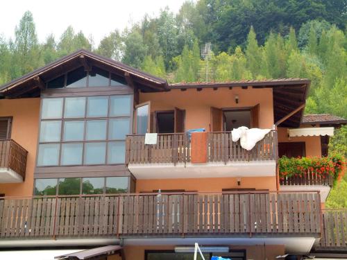 Apartment in Ledro by Lake & Dolomites, Ledro (Foto 2)
