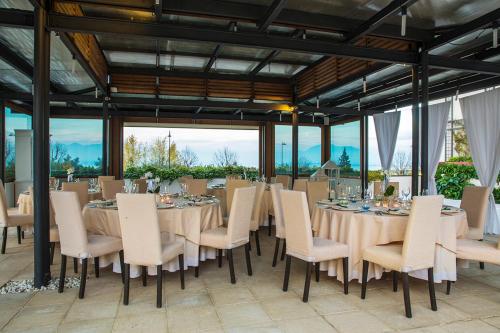 Business center, Hotel Acquaviva Del Garda in Desenzano Del Garda