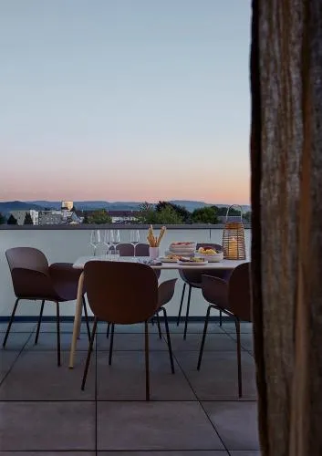 MATT ' Penthouse mit Dachterrasse & Weinbergblick in Offenburg, Deutschland