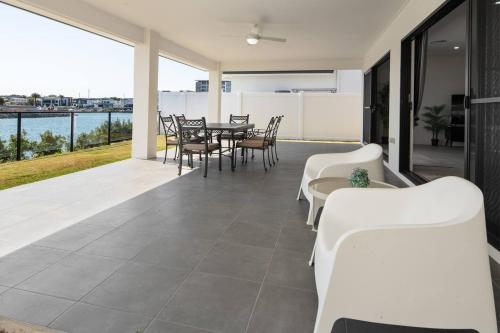 Sadržaji, Serena by the Water - Family Retreat in Hope Island in otok Hope 