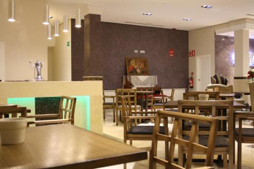 Hotel Sevilla - image 9