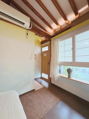 'Hanok Hanok' Boutique stay Hotel Seoul - 2min from Gyeongbokgung Palace station, Soul (fotografie 6)