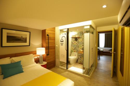 Vintage Suite image 3