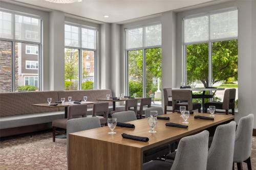 Hilton Garden Inn Ames - image 6