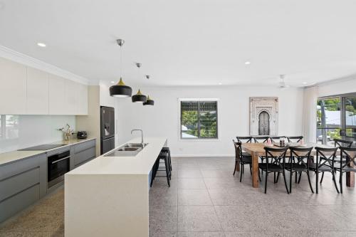 Belle Escapes Beachside Oasis in Kewarra Part