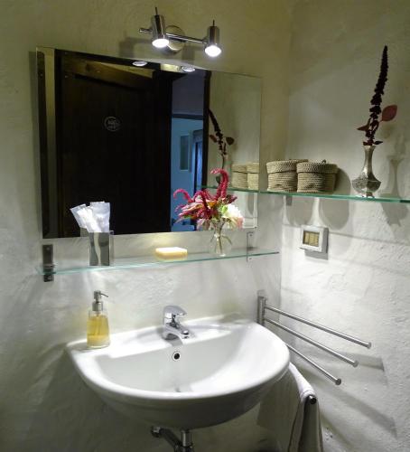 Podere Pievina Delle Corti - Suites - image 6
