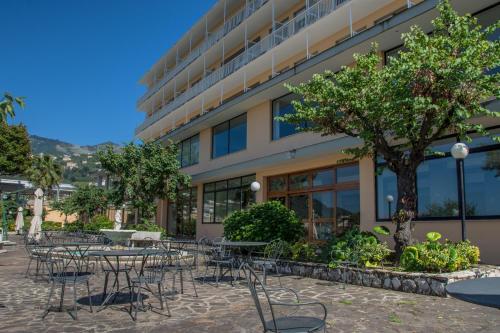 Grand Hotel Moon Valley - image 14