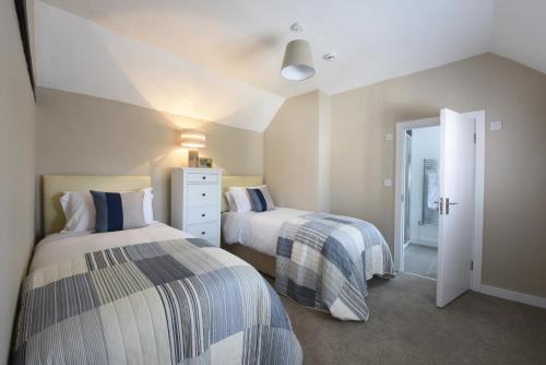 Woodstock Suites - image 14