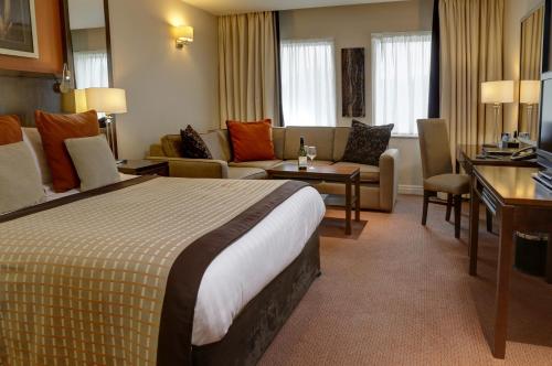 Best Western Plus Milford Hotel