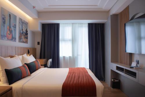 Double or twin room, deluxe, balcony