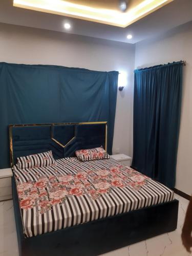 Guests House In Bahria Town Karachi in Malir