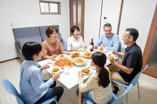 New!Twelve people/ Shin Ookubo 6min/ Pocket WIFI