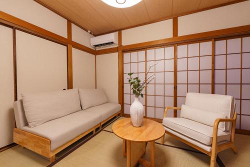 10min Nagoya 18ppl 4BR 50min Centrair 8Beds 2Futon