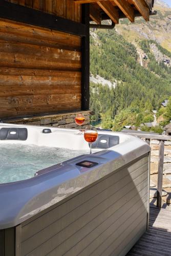 Black Diamond - Chalet Charlie in Les Brevieres