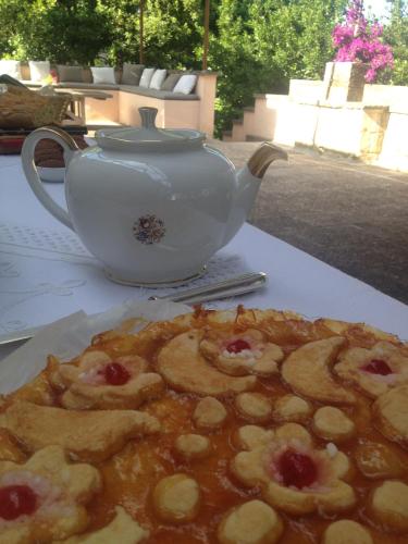 Castello di Casamassella Castello di Casamassella