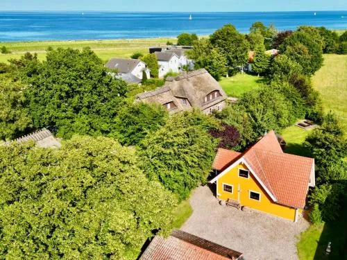 Sonnenblumenhaus in Nieby, Deutschland
