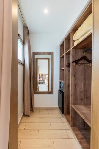 Zimmer mit 2 einzelbetten, balkon