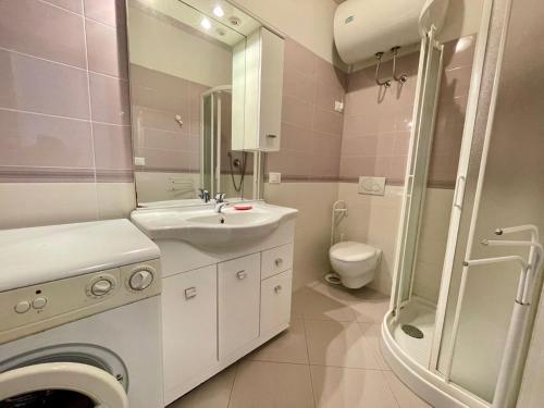 Lovely flat with sunny terrace, Porto Santa Margherita di Caorle (fotografie 8)