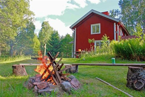 KRO468-Saevsjoestroem-Saevsjoe-Herrafaellan in Savsjostrom