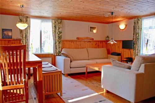 KRO468-Saevsjoestroem-Saevsjoe-Herrafaellan in Savsjostrom