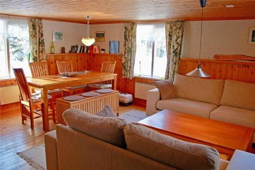 KRO468-Saevsjoestroem-Saevsjoe-Herrafaellan in Savsjostrom