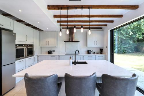 Beautiful arts and crafts home in อีท แกรนสเตรด