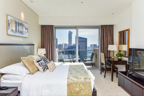 Luxury Living, Views and Free Pool at JW Marriott Dubai Marina, Дубай