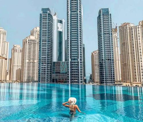 Luxury Living Views and Free Pool at JW Marriott Dubai Marina - main image