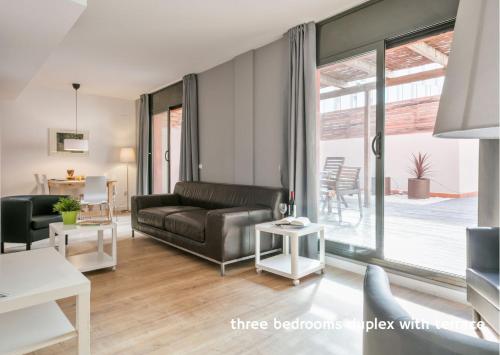 Inside Barcelona Apartments Princep, Barcelona (photo 7)
