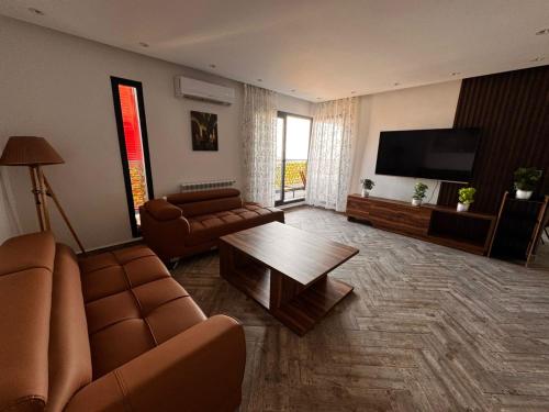 Iekārtas, Duplex Azure Sylva in Douar Bel Gaid