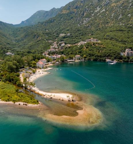 Eco Bay Montenegro in Kostanjica