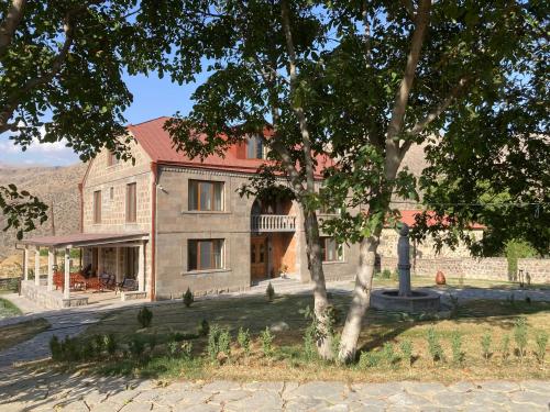 LERNATUN by NOV in Tatev