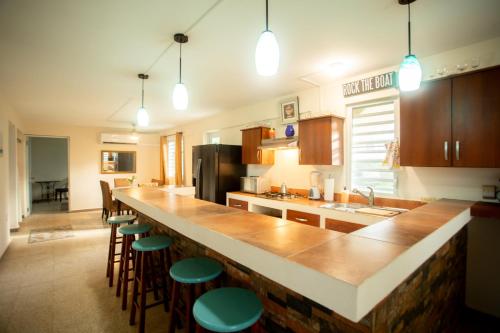 Pelican Reef in อกัวดา