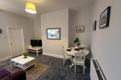 Hambledon Apartment - Sleeps 3 - Pet friendly in Blyth